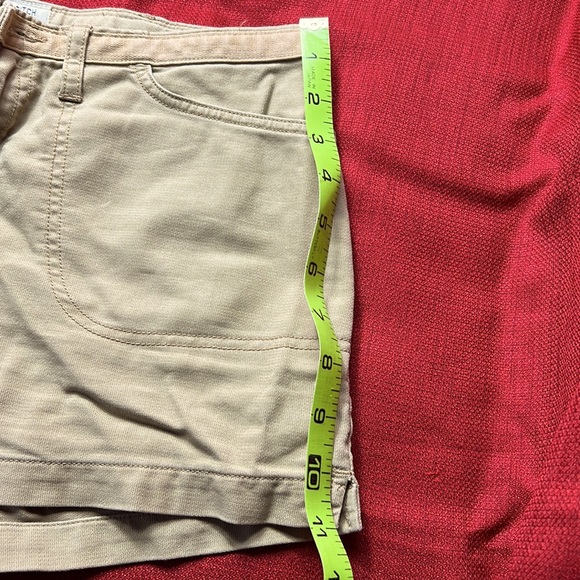 Abercrombie and Fitch ladies shorts - Picture 5 of 6